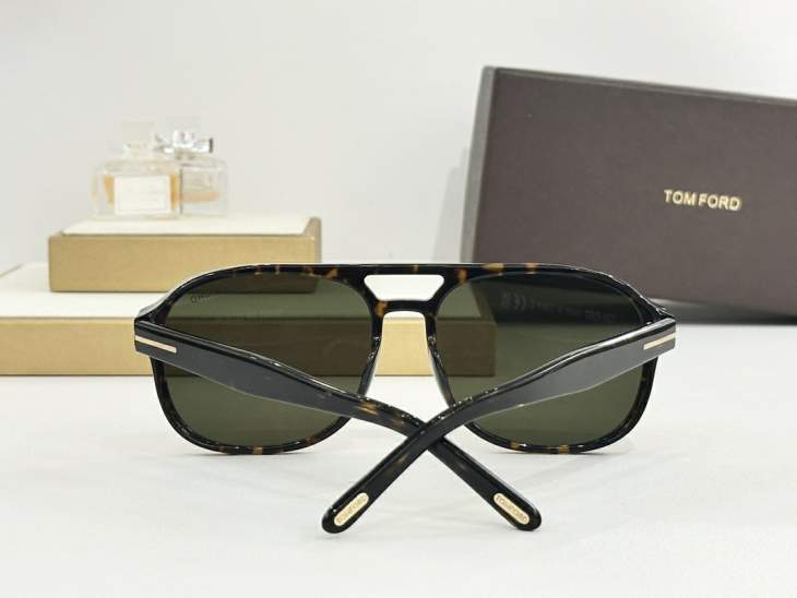 Picture of Tom Ford Sunglasses _SKUfw76704150fw
